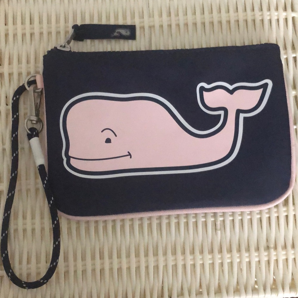 Vineyard vines for target Wristlet